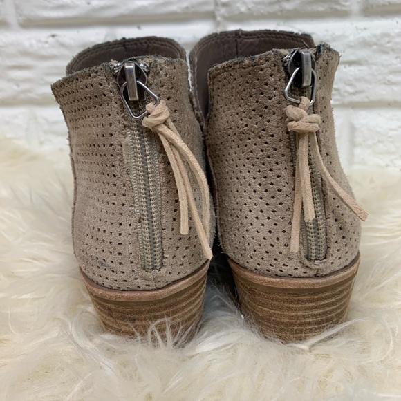 Dolce vita perforated suede booties - Picture 3 of 7